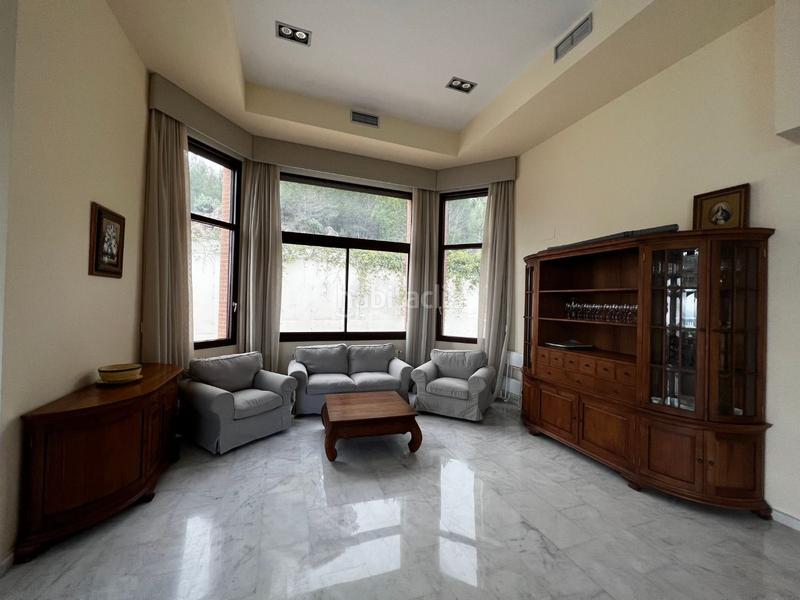 Foto f6368bf2-a073-4d98-903e-d77afe17481e. Miete chalet mit heizung parking pool in Benimantell