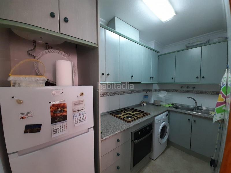 Foto 42ab8491-77e6-4063-8c3c-b8fd013be072. Alquiler piso  alquiler todo el año a 100 metros de dos playas. en Torrevieja
