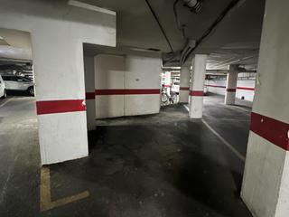 Autoparkplatz in Calle de antonio campos javaloyes 2. Plaza de garaje en la zona de plaza benidorm elche