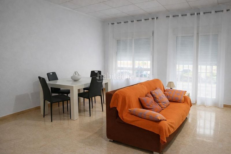Foto 71d57bd7-7812-41d7-8d60-d93a3f4409c7. Casa amb calefacció aparcament a Almoradí