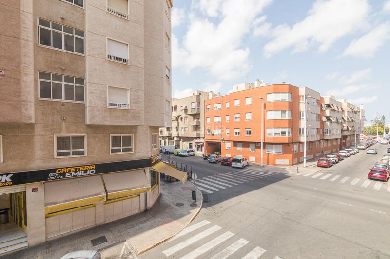 Foto 11942f5b-ecf5-4411-b92c-9cabca48df61. Pis a Altabix Elche / Elx
