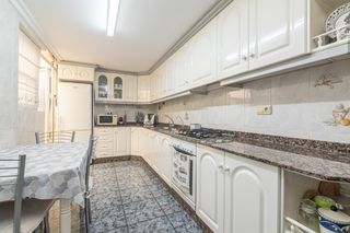 Affitto Appartamento in Antonio mora ferrandez 26. Vivienda para estudiantes en el barrio de altabix