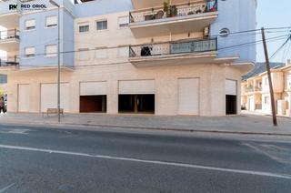 Miete Geschäftsraum in Montepinar - La Aparecida - Raiguero. Se alquila amplio local comercial en el raiguero de bonanza.