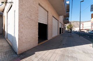 Miete Geschäftsraum in Montepinar - La Aparecida - Raiguero. Se alquila amplio local comercial en el raiguero de bonanza.