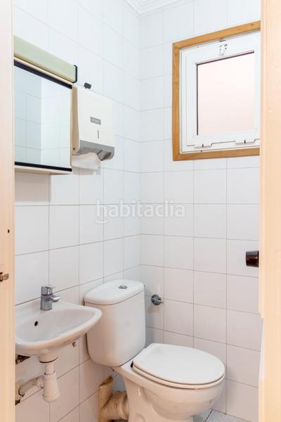 Foto b6019fc0-2806-47ac-ae0b-67b1ad47fdd8. Location local commercial dans Orihuela ciudad Orihuela