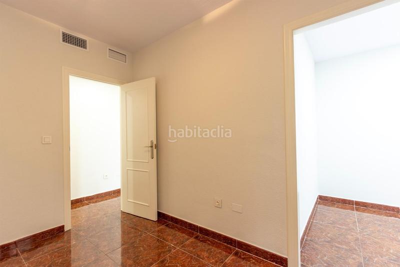 Foto 6cd02862-98a6-4861-ace2-00277a71982a. Alquiler piso alquila tu hogar ideal en santo domingo ! ideal para 2 personas trabajadoras! en Orihuela