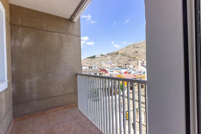 Foto 9d87c1c9-f084-4a42-bb97-d30910cfc69d. Alquiler piso alquila tu hogar ideal en santo domingo ! ideal para 2 personas trabajadoras! en Orihuela