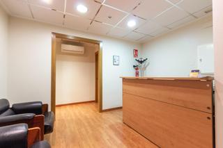 Location Bureau à Orihuela Ciudad. Despachos disponibles en avenida teodomiro  desde 185 mes  impue
