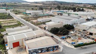 Nau industrial a Bigastro. Oportunidad única! nave industrial en bigastro y 2 negocios a pl