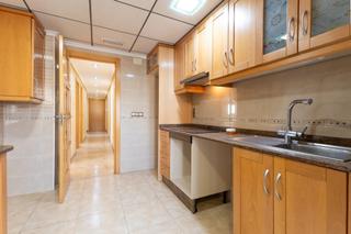 Appartement à Orihuela Ciudad. Oportunidad en el centro de orihuela!  calle luis barcala