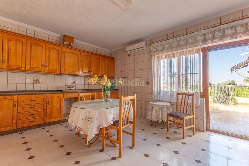 Foto fafbee17-367f-4c1f-b018-26e983d988d8. Casa a Desamparados - Hurchillo - Torremendo Orihuela
