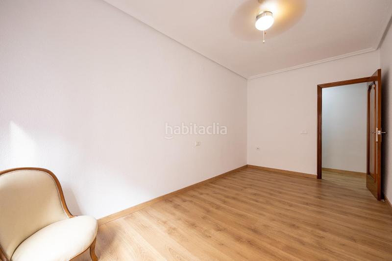 Foto 5acb7a44-17cf-46ad-876f-2d48b7ef445f. Rent flat in Orihuela ciudad Orihuela