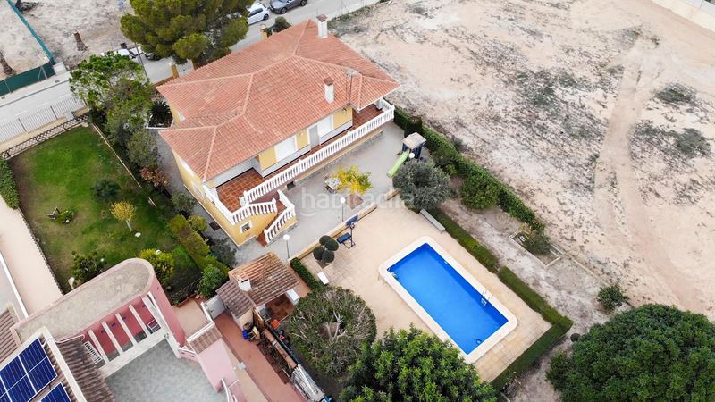 Foto 62a66fd7-d8f4-4bce-800e-4d442296dd75. Xalet amb aparcament piscina a Montepinar - La Aparecida - Raiguero Orihuela