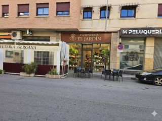 Lloguer Local Comercial a Orihuela Ciudad. Oportunidad única local comercial premiuym de 88 m2 en calle jos