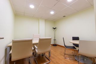 Location Bureau à Orihuela Ciudad. Despacho d2 disponible en avenida teodomiro  centro de negocios