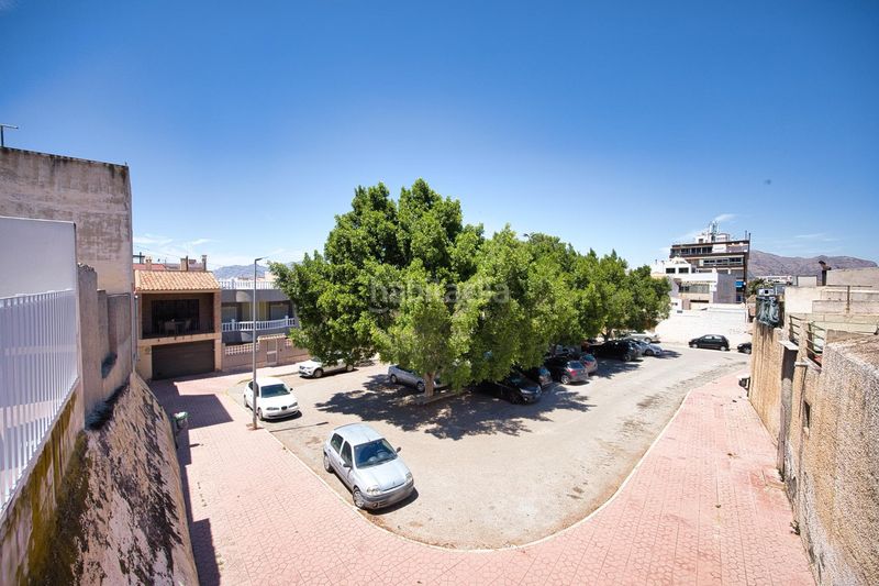 Foto b590ac4a-7731-496d-b380-f0a952b7a29a. Casa a Bigastro