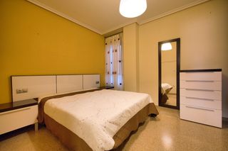 Piso en Orihuela Ciudad. Tu primer hogar o inversión perfecta! piso de 3 dormitorio muy l