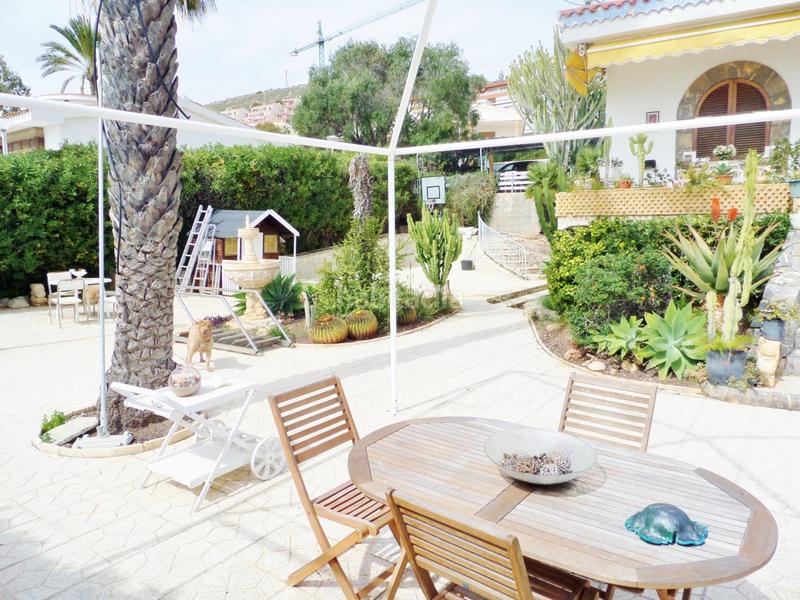 Foto 07a45937-5c2a-46a9-af65-270bb3ab4fd4. Xalet amb calefacció aparcament piscina a calas Santa Pola este Santa Pola