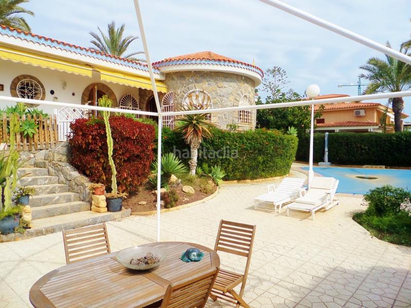 Foto 163cfc52-61f2-476c-82be-375068e5678d. Xalet amb calefacció aparcament piscina a calas Santa Pola este Santa Pola