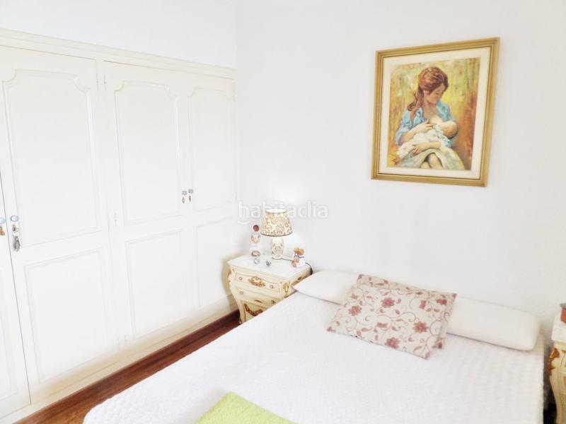 Foto 35de5da1-5f3b-432c-9a9b-1a1e7ad2f83e. Xalet amb calefacció aparcament piscina a calas Santa Pola este Santa Pola