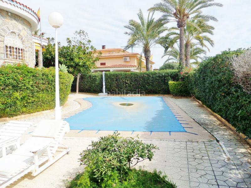 Foto 391c3f6c-9461-4769-96fd-aa9b825e9911. Xalet amb calefacció aparcament piscina a calas Santa Pola este Santa Pola