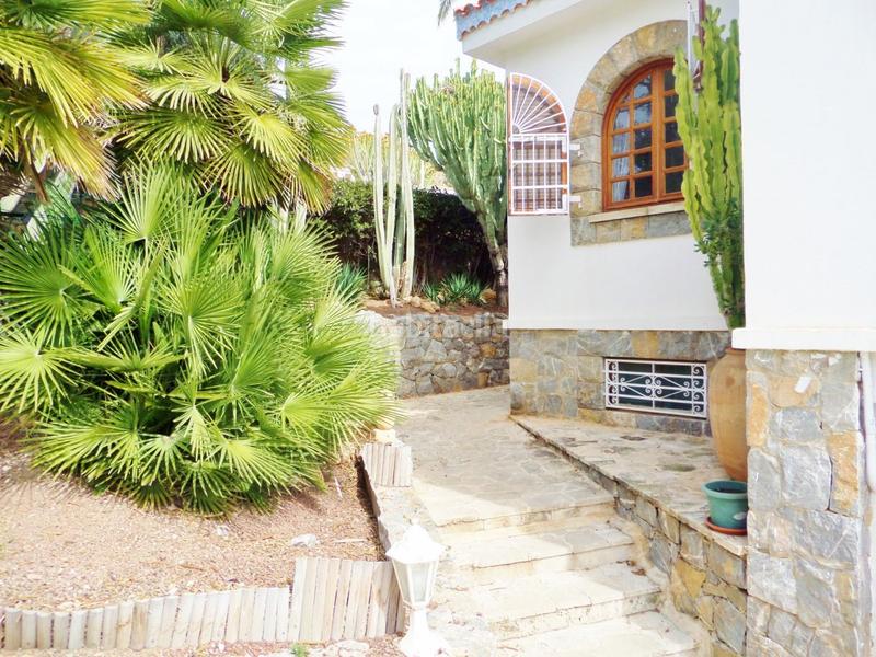 Foto 3e4fb935-8238-4c06-94ca-abddc373aa45. Xalet amb calefacció aparcament piscina a calas Santa Pola este Santa Pola