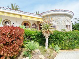 Xalet a Calas Santa Pola Este. Chalet con acceso directo a la playa de santa pola.