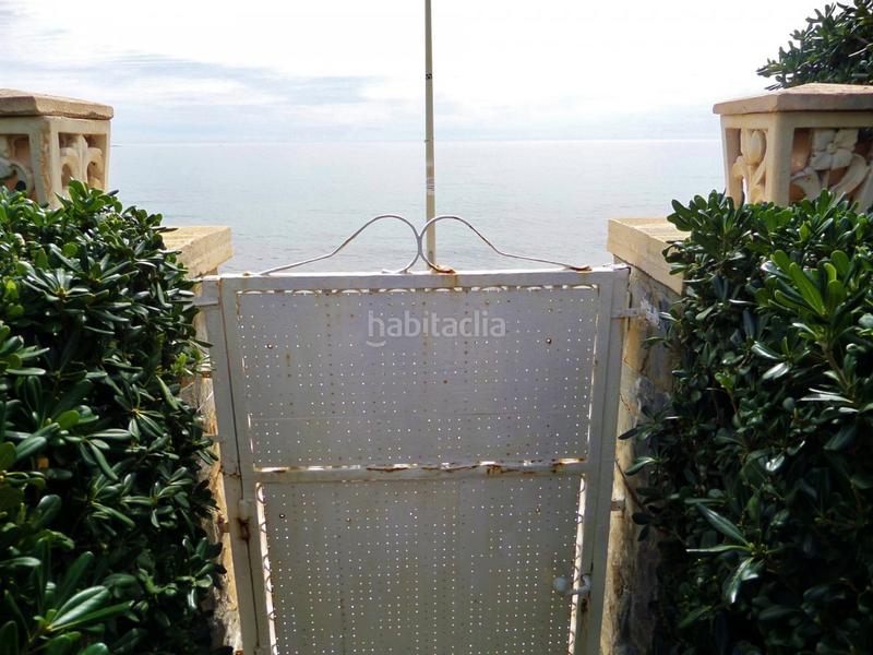 Foto bf050eb9-2082-4981-93de-a22b76269442. Xalet amb calefacció aparcament piscina a calas Santa Pola este Santa Pola