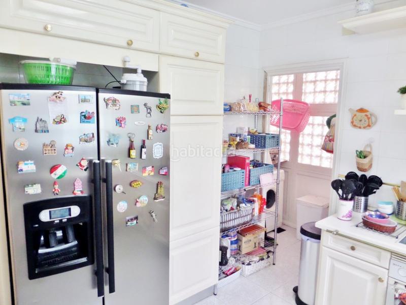 Foto da2760b6-955f-4220-84a0-c17bdb1f1055. Xalet amb calefacció aparcament piscina a calas Santa Pola este Santa Pola