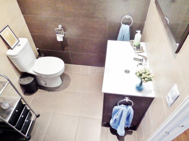 Foto db3ab21d-d568-41f9-b164-475f57e1c91c. Xalet amb calefacció aparcament piscina a calas Santa Pola este Santa Pola