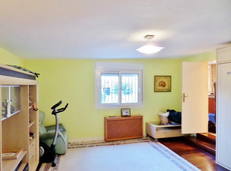 Foto 014bd475-98d6-4981-b3d6-deb4c91b0c00. Xalet amb calefacció aparcament piscina a Santa Faz Alicante