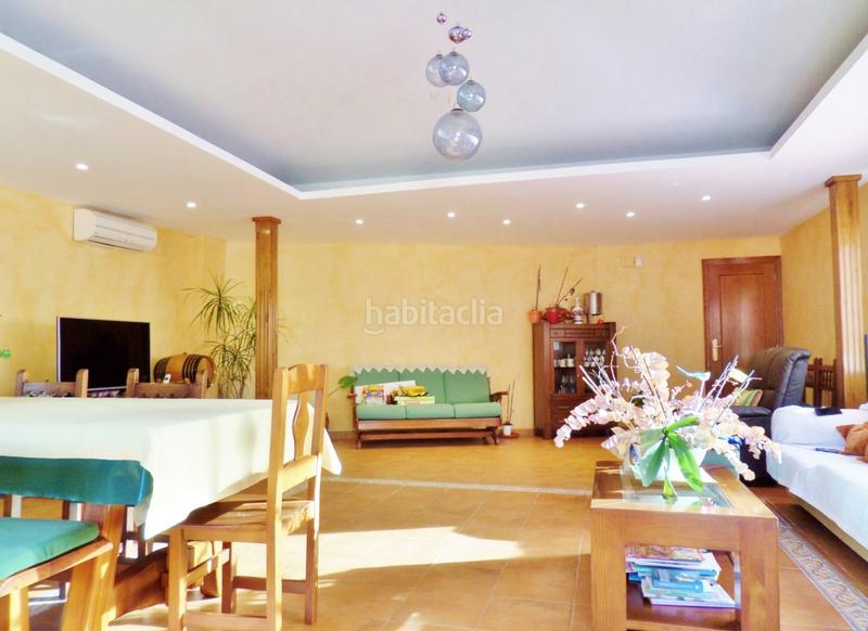 Foto 0e2fb301-a310-44ee-b281-58f0470c7202. Xalet amb calefacció aparcament piscina a Santa Faz Alicante