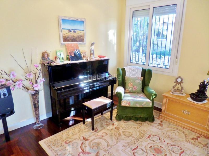 Foto 5282848a-d8f1-4771-a864-52e5ed88db58. Xalet amb calefacció aparcament piscina a Santa Faz Alicante