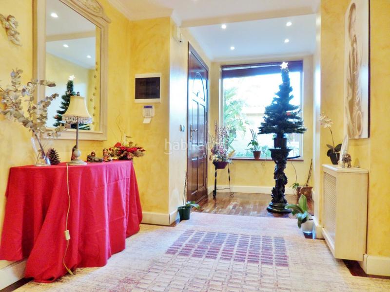 Foto 80d0dab7-e33a-4c82-8acc-feb98e85bcd1. Xalet amb calefacció aparcament piscina a Santa Faz Alicante