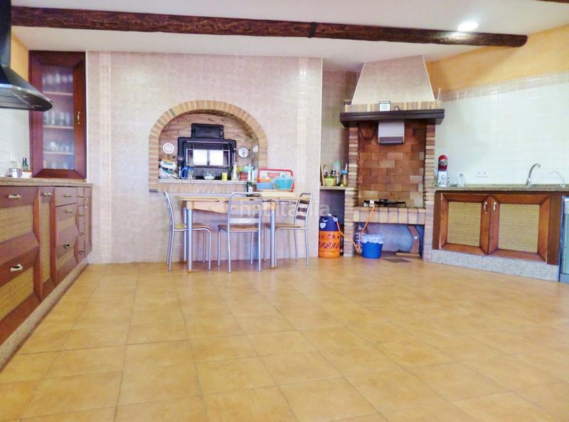 Foto b86be950-07be-424d-9559-d34e12cfab8b. Xalet amb calefacció aparcament piscina a Santa Faz Alicante