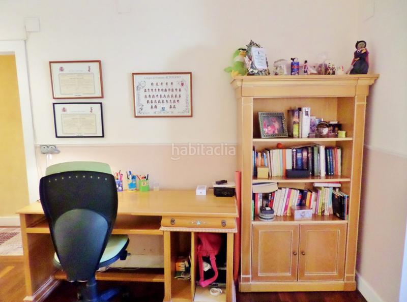 Foto d4d7c35e-6d1a-4d12-b066-c7892093133f. Xalet amb calefacció aparcament piscina a Santa Faz Alicante