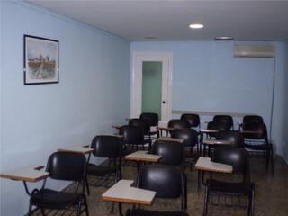 Oficina a Centro Histórico. Espectacular local en centro de gandia con entrada exclusiva par