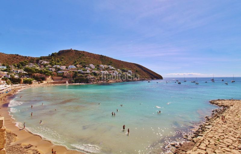 Foto 55b8e601-5112-4c54-ae04-39d00f1417ac. Xalet amb aparcament a El Portet-Pla del Mar Moraira