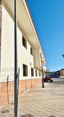 Pis a Cocentaina. Edifici blanc cocentaina