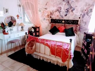 Chalet in Playa Flamenca. Chalet independiente en playa flamenca