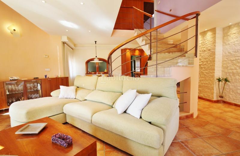 Foto 27af5076-9b56-46ac-a7b2-2918ffb02b9f. Chalet excelente diseño, orientación, clima, luminosidad, materiales de alta calidad. rebajado en Busot
