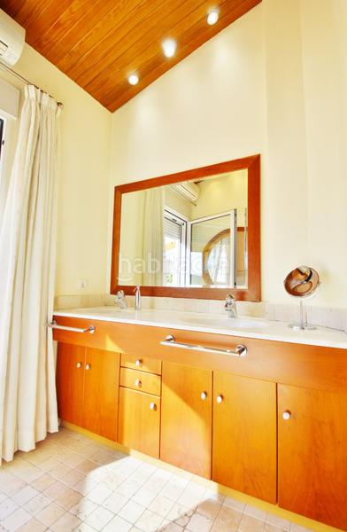 Foto 41a846e4-cbeb-482d-8d27-e40425136c83. Chalet excelente diseño, orientación, clima, luminosidad, materiales de alta calidad. rebajado en Busot