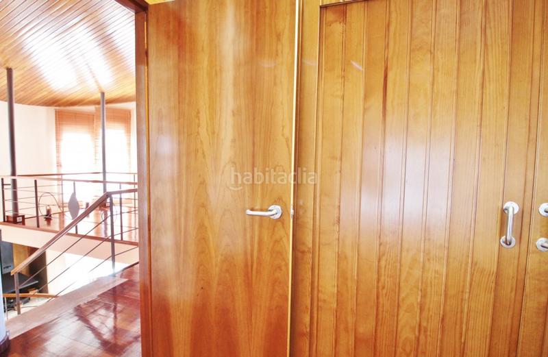 Foto b63b645c-8cac-480c-bc85-5821a8a077f0. Chalet excelente diseño, orientación, clima, luminosidad, materiales de alta calidad. rebajado en Busot