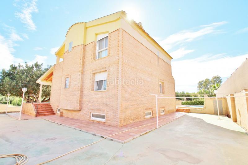 Foto d2c157a6-b6a4-4e79-8d73-6b2496010805. Chalet excelente diseño, orientación, clima, luminosidad, materiales de alta calidad. rebajado en Busot