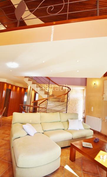 Foto d8482984-c63e-4863-a4cb-bf43020f22f2. Chalet excelente diseño, orientación, clima, luminosidad, materiales de alta calidad. rebajado en Busot