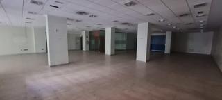 Local commercial à Ensanche-Diputación. Local comercial muy centrico!!!
