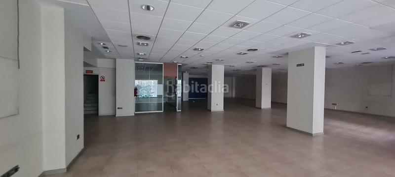 Foto e1faa583-6235-4260-9f7a-83cebe19afc0. Local comercial  muy centrico!!! en Alicante