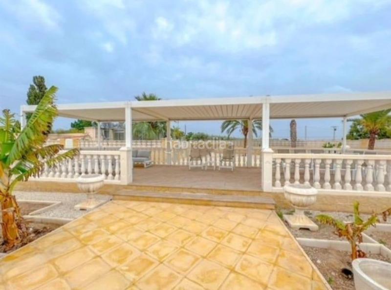 Foto 4c3797ca-95de-4d20-b715-963150d5243b. Chalet mit parking pool in Centro Mutxamel