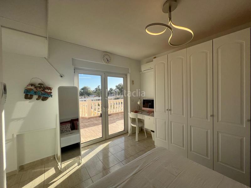 Foto 56a44fd3-399c-4df1-b688-7ef1796a47f8. Chalet mit parking pool in Centro Mutxamel