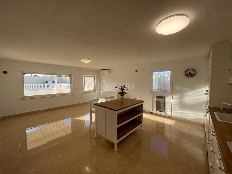 Foto c007814b-38eb-421e-9ddb-fe42cb28c43e. Chalet mit parking pool in Centro Mutxamel